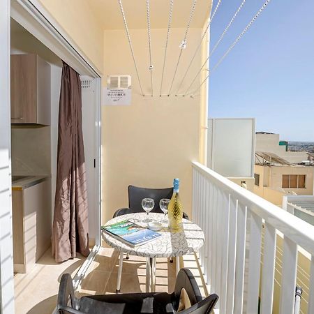 Summer Breeze Comfort Sunny Apartments Close To The Sandy Beaches - By Getawaysmalta Мелліха Екстер'єр фото
