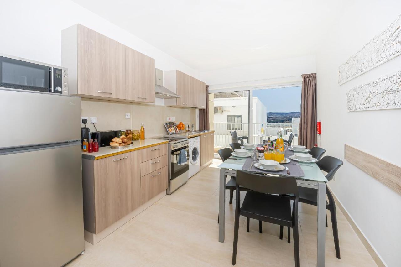 Summer Breeze Comfort Sunny Apartments Close To The Sandy Beaches - By Getawaysmalta Мелліха Екстер'єр фото
