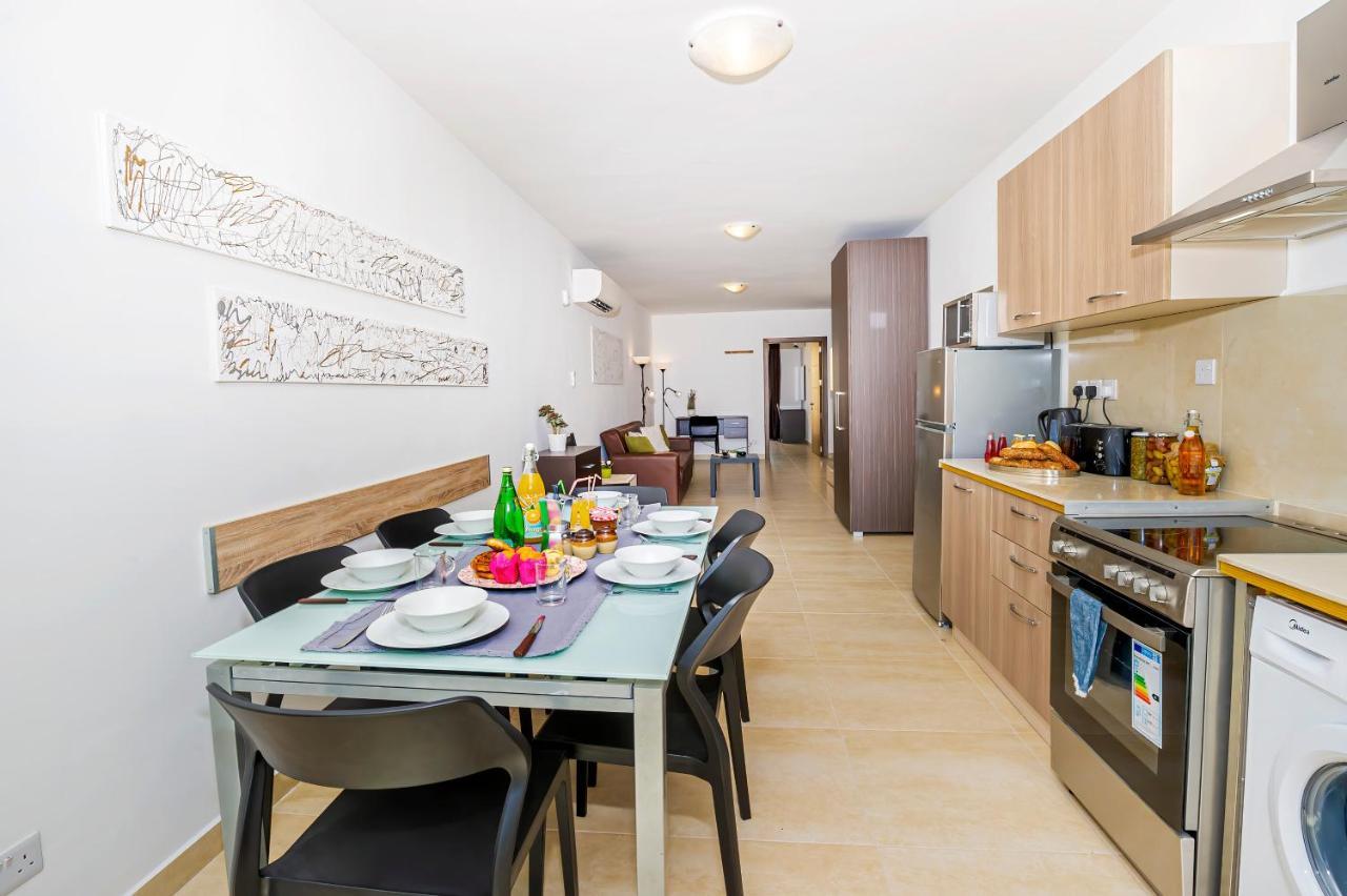 Summer Breeze Comfort Sunny Apartments Close To The Sandy Beaches - By Getawaysmalta Мелліха Екстер'єр фото