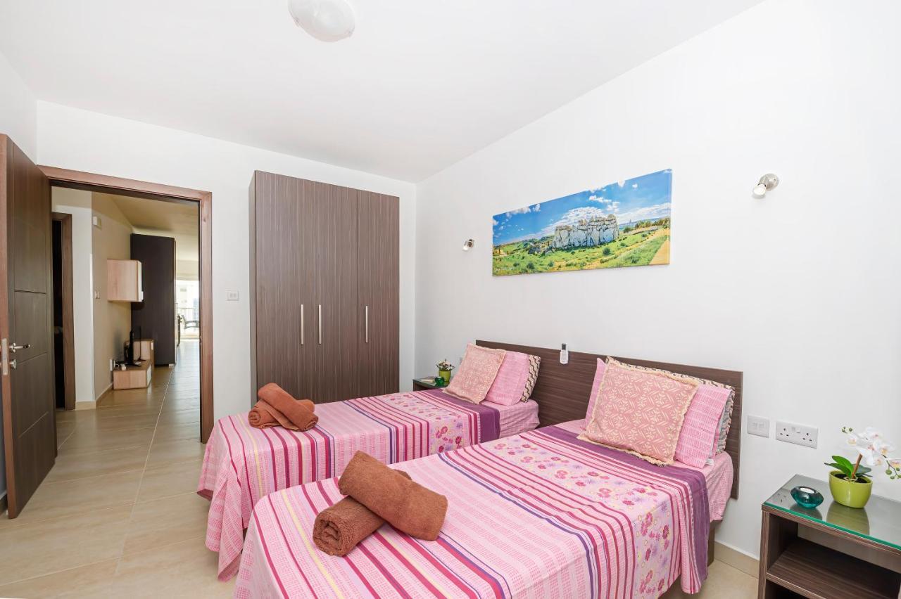 Summer Breeze Comfort Sunny Apartments Close To The Sandy Beaches - By Getawaysmalta Мелліха Екстер'єр фото